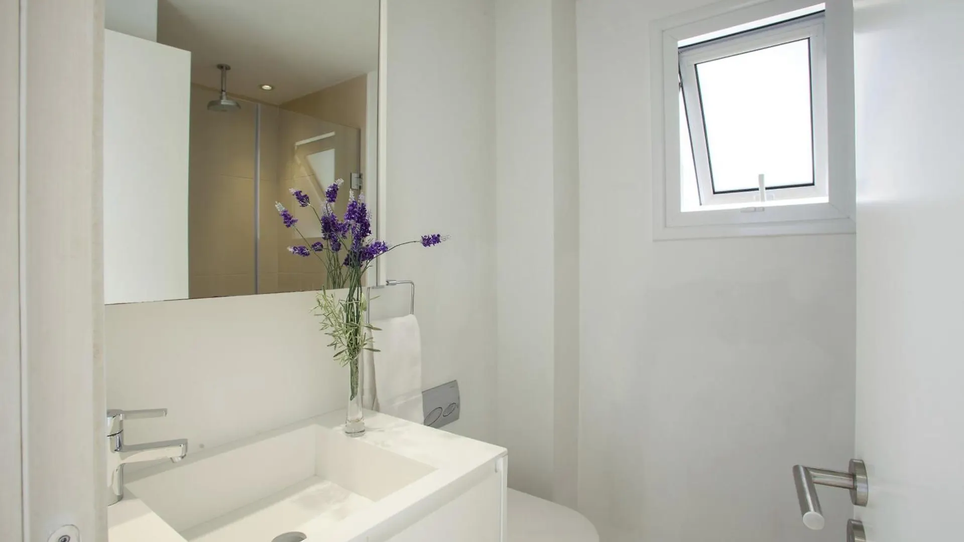 Goodness Villa Offers Magnificent Coastal Views Protaras 0*,  Cipro